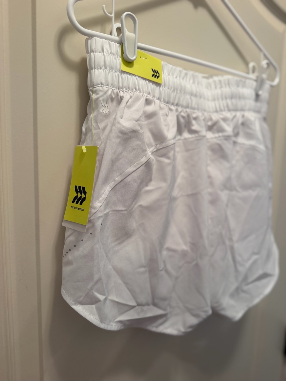 NWT all in motion White Elastic Waist Athletic Shorts - Picture 8 of 9